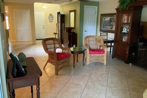 Condo in Altamonte Springs, Florida, 3 bedrooms № 2142614 - photo 4