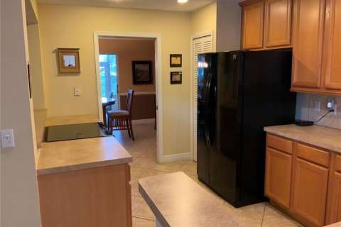 Condo in Altamonte Springs, Florida, 3 bedrooms № 2142614 - photo 11