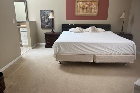 Condo in Altamonte Springs, Florida, 3 bedrooms № 2142614 - photo 20