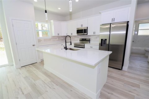 Villa ou maison à vendre à Citrus Springs, Floride: 3 chambres, 142.05 m2 № 1733342 - photo 6