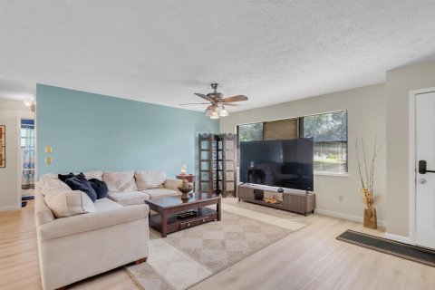 Casa en venta en St. Lucie, Florida, 3 dormitorios, 115.76 m2 № 2384531 - foto 6