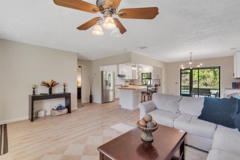 Casa en venta en St. Lucie, Florida, 3 dormitorios, 115.76 m2 № 2384531 - foto 4