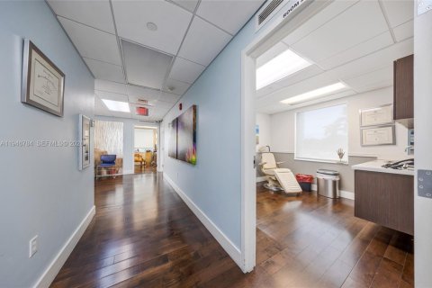 Immobilier commercial à vendre à Miami, Floride № 2002832 - photo 26