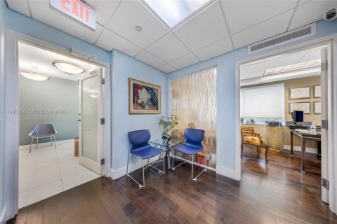 Immobilier commercial à vendre à Miami, Floride № 2002832 - photo 28