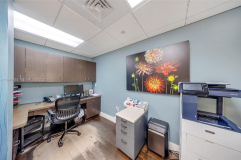 Immobilier commercial à vendre à Miami, Floride № 2002832 - photo 21