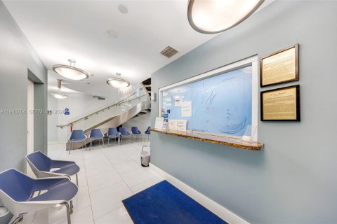 Immobilier commercial à vendre à Miami, Floride № 2002832 - photo 6