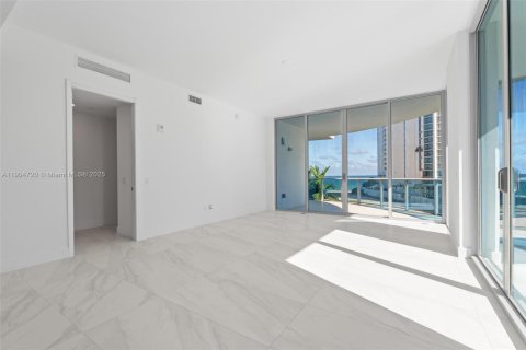 Copropriété à vendre à Sunny Isles Beach, Floride: 3 chambres, 182.46 m2 № 1955950 - photo 15