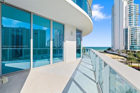 Copropriété à vendre à Sunny Isles Beach, Floride: 3 chambres, 182.46 m2 № 1955950 - photo 20