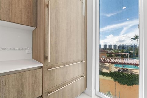 Copropriété à vendre à Sunny Isles Beach, Floride: 3 chambres, 182.46 m2 № 1955950 - photo 27