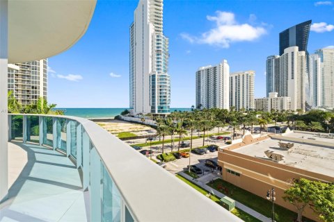 Copropriété à vendre à Sunny Isles Beach, Floride: 3 chambres, 182.46 m2 № 1955950 - photo 19