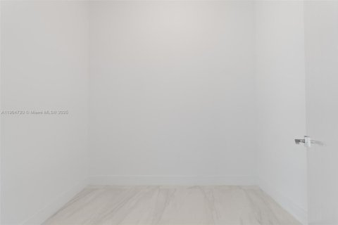 Copropriété à vendre à Sunny Isles Beach, Floride: 3 chambres, 182.46 m2 № 1955950 - photo 10