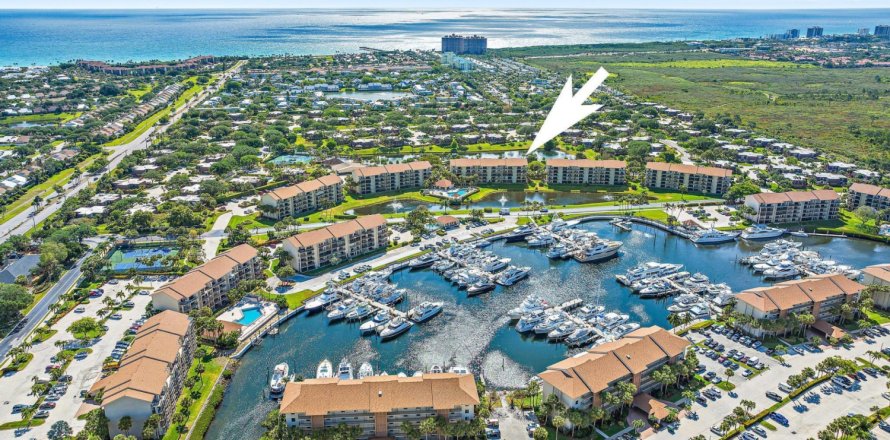 Condominio en Jupiter, Florida, 2 dormitorios  № 1136403