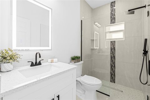 Casa en venta en Lehigh Acres, Florida, 3 dormitorios, 130.99 m2 № 1983127 - foto 21