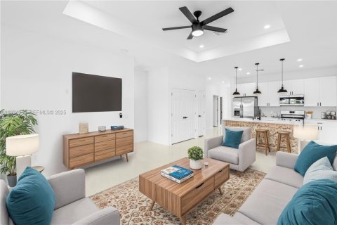 Casa en venta en Lehigh Acres, Florida, 3 dormitorios, 130.99 m2 № 1983127 - foto 9