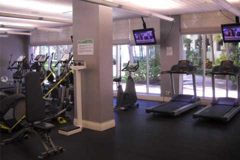 Condo in Hollywood, Florida, 2 bedrooms № 1984864 - photo 26