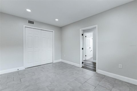 Casa en alquiler en Winter Haven, Florida, 4 dormitorios, 157.1 m2 № 1908473 - foto 18