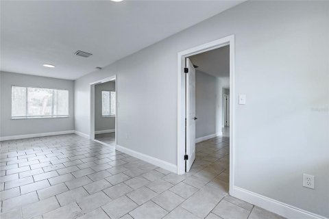 Casa en alquiler en Winter Haven, Florida, 4 dormitorios, 157.1 m2 № 1908473 - foto 10