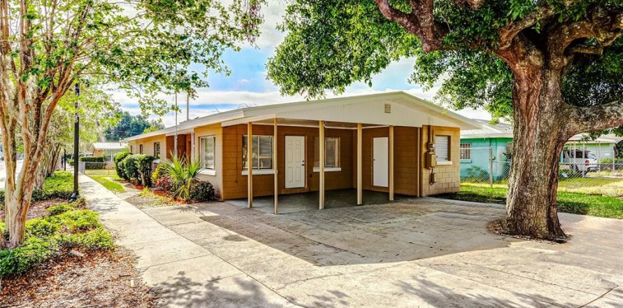 Casa en Winter Haven, Florida 4 dormitorios, 157.1 m2 № 1908473