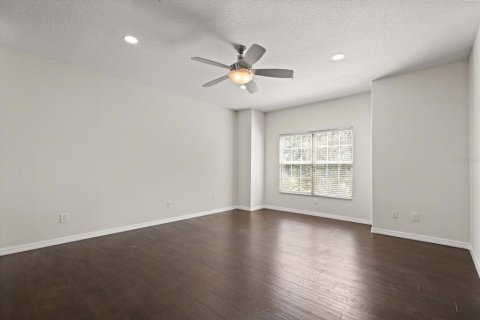 Touwnhouse à vendre à Casselberry, Floride: 4 chambres, 205.31 m2 № 1902137 - photo 16
