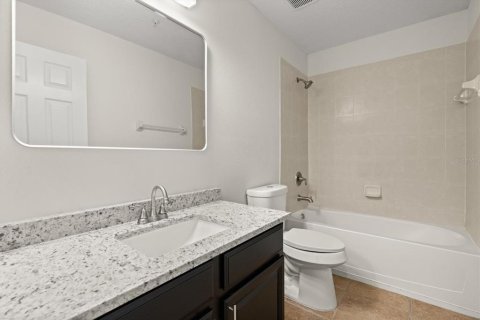 Touwnhouse à vendre à Casselberry, Floride: 4 chambres, 205.31 m2 № 1902137 - photo 27