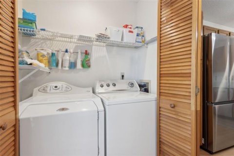 Copropriété à vendre à Winter Springs, Floride: 3 chambres, 132.39 m2 № 1571645 - photo 17