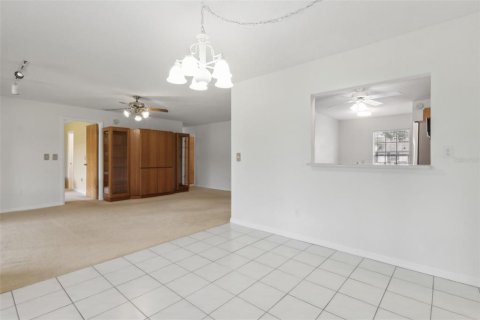 Copropriété à vendre à Winter Springs, Floride: 3 chambres, 132.39 m2 № 1571645 - photo 11