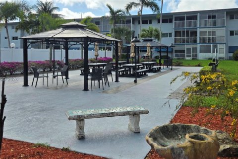 Copropriété à vendre à Hollywood, Floride: 2 chambres № 2045339 - photo 15