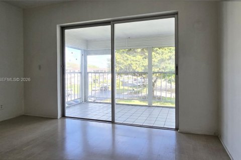 Copropriété à vendre à Hollywood, Floride: 2 chambres № 2045339 - photo 6