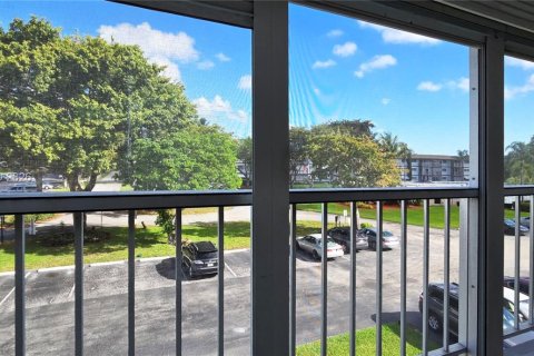 Copropriété à vendre à Hollywood, Floride: 2 chambres № 2045339 - photo 2