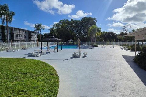 Copropriété à vendre à Hollywood, Floride: 2 chambres № 2045339 - photo 16