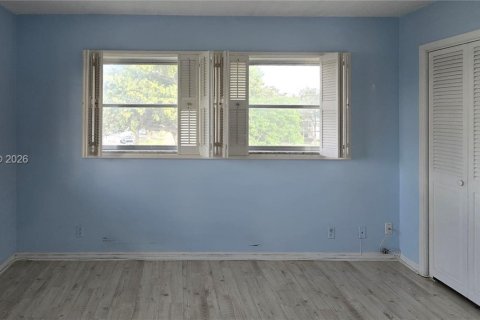 Copropriété à vendre à Hollywood, Floride: 2 chambres № 2045339 - photo 10