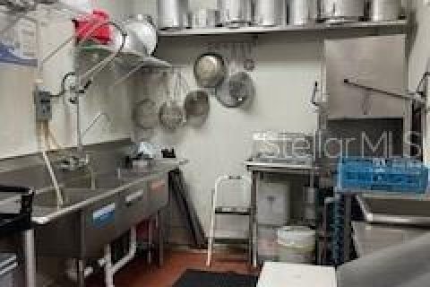 Commercial property in Orlando, Florida 164.34 sq.m. № 1564779 - photo 14