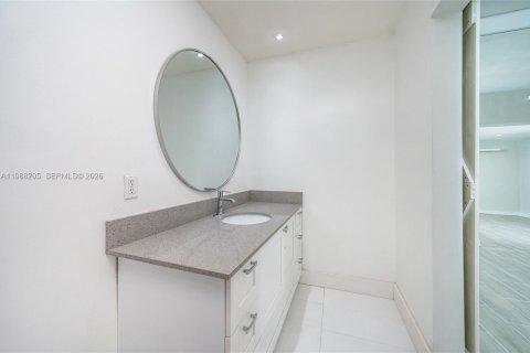 Propiedad comercial en alquiler en Miami, Florida, 1 dormitorio, 51.1 m2 № 2051338 - foto 9