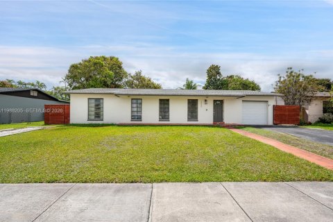 Propiedad comercial en alquiler en Miami, Florida, 1 dormitorio, 51.1 m2 № 2051338 - foto 12