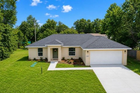 Casa en Dunnellon, Florida 3 dormitorios, 119.1 m2 № 2119143