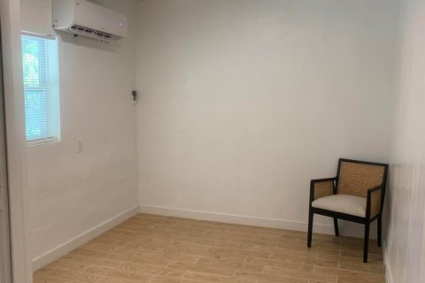 Immobilier commercial à louer à Boca Raton, Floride: 1 chambre, 26.94 m2 № 2403754 - photo 7
