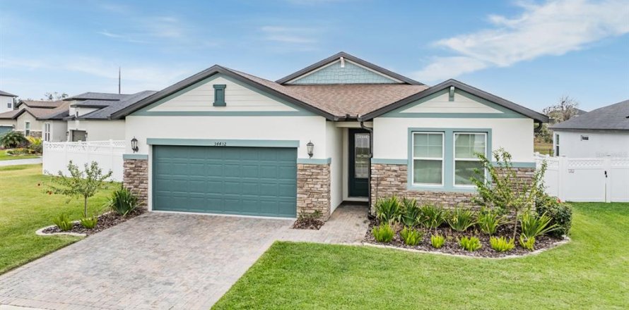 House in Wesley Chapel, Florida 4 bedrooms, 203.64 sq.m. № 1718507