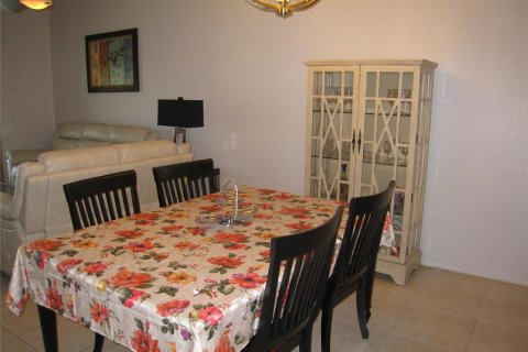 Condo in Punta Gorda, Florida, 2 bedrooms  № 2349289 - photo 4