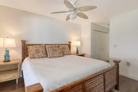 Condo in Longboat Key, Florida, 3 bedrooms  № 1666551 - photo 27