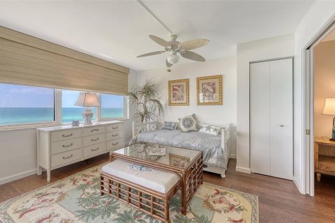 Condo in Longboat Key, Florida, 3 bedrooms  № 1666551 - photo 30