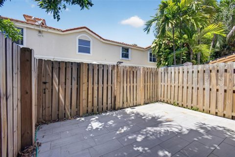 Touwnhouse à vendre à West Palm Beach, Floride: 3 chambres, 128.48 m2 № 2149171 - photo 23