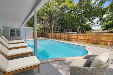 Casa en alquiler en Orlando, Florida, 5 dormitorios, 195.09 m2 № 1901638 - foto 28