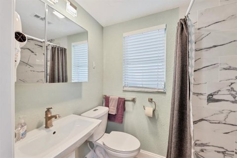 Commercial property in Englewood, Florida 4 bedrooms, 167.97 sq.m. № 2096610 - photo 21