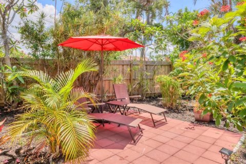 Commercial property in Englewood, Florida 4 bedrooms, 167.97 sq.m. № 2096610 - photo 28