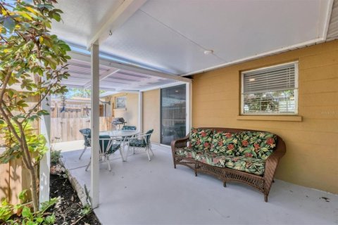 Commercial property in Englewood, Florida 4 bedrooms, 167.97 sq.m. № 2096610 - photo 23