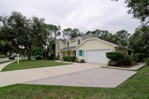 Villa ou maison à vendre à Bradenton, Floride: 4 chambres, 210.52 m2 № 2396842 - photo 12