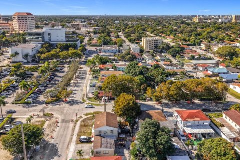 Immobilier commercial à vendre à Miami, Floride: 130.99 m2 № 1996304 - photo 17