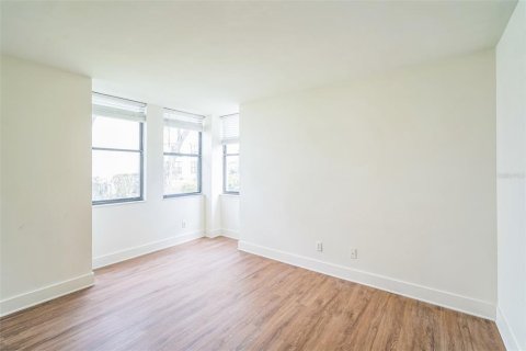 Condo in Clearwater, Florida, 2 bedrooms  № 1796911 - photo 20