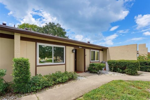Condo in Port Richey, Florida, 2 bedrooms  № 2379001 - photo 3