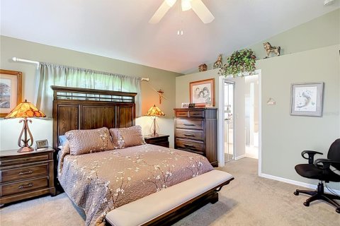 House in Hudson, Florida 2 bedrooms, 151.99 sq.m. № 2396508 - photo 18